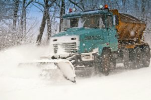 snow plow doing